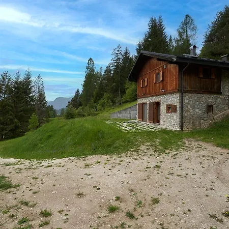 Alpstuga Lioda Pera Paradise *